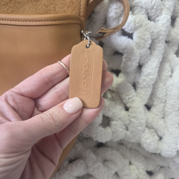 COACH 9076 Vintage Shoulder Bag Turnlock Leather Camel - Picture 6 of 7